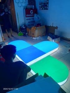 Neon sign barbershop