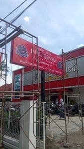 Papan tanda usaha